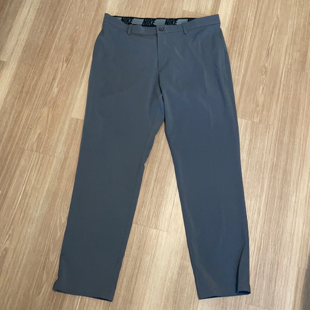 Men’s Nike Dress Pant NWT